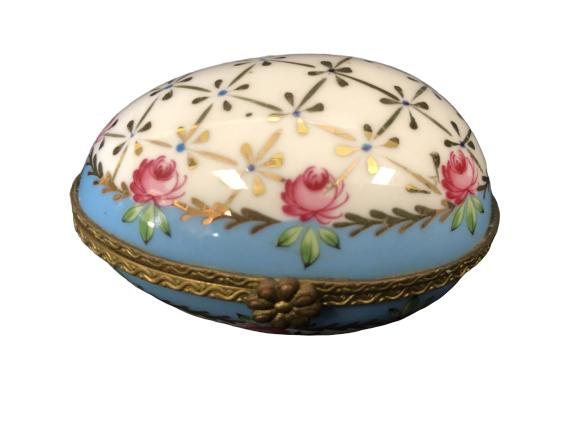 PRETTY LIMOGES EGG: PRETTY LIMOGES EGG -Very good condition