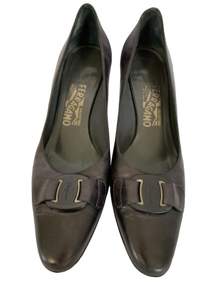 FERRAGAMO BLACK PUMPS SIZE 8.5 AA: FERRAGAMO BLACK PUMPS SIZE 8.5 AA - good condition