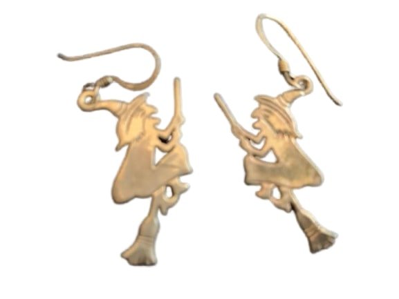 STERLING SILVER WITCH PIERCED EARRINGS: STERLING SILVER WITCH PIERCED EARRINGS
