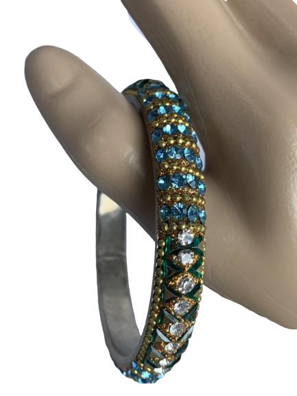 GLITTERY MULTI COLORED BANGLE BRACELET: GLITTERY MULTI COLORED BANGLE BRACELET