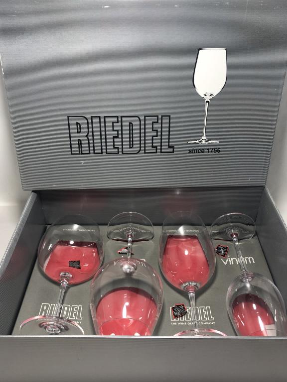 RIEDEL VINIUM TASTING SET 4 WINE GLASSES: -RIEDEL WINE TASTING GLASSES NIB -ASSORTMENT OF GLASSES FOR WINE TASTING-NEW IN BOXThis variety set from Riedel's Vinum stemware collection includes 1 Bordeaux/Cabernet glass, 1 Burgundy/Pinot Noir gl