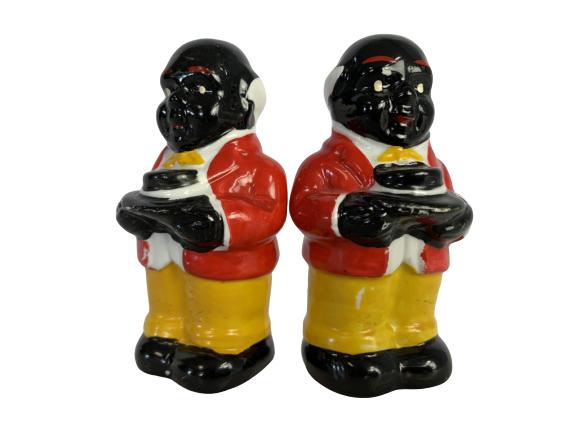 VTG SALT AND PEPPER SHAKERS BLACK AMERICANA MOSES: VTG SALT AND PEPPER SHAKER BLACK AMERICANA SAMBO AND MAMMYUNCLE MOSES -GOOD VINTAGE CONDITION2" X 2"-RARE