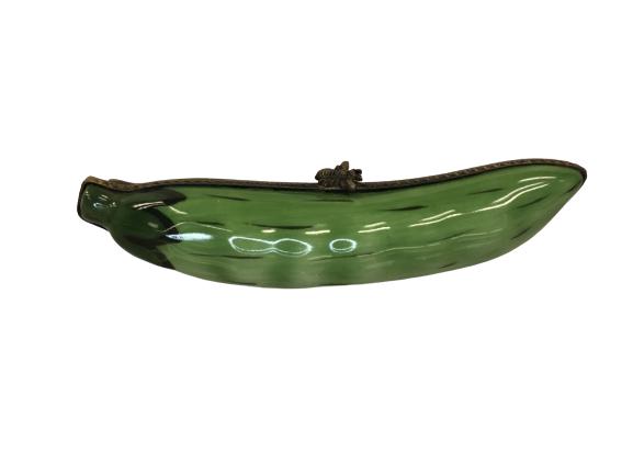 RARE LIMOGES CHAMART "PEAS IN A POD" TRINKET BOX (1 of 5)