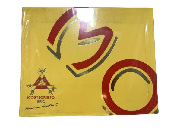 MONTECRISTO PREMIUM SELECTION '07 BOX OF CIGARS: MONTECRISTO PREMIUM SELECTION '07 BOX OF CIGARS - unopened box, condition unknown