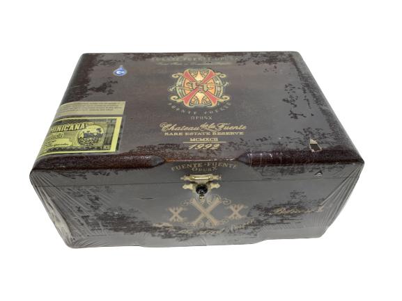 CHATEAU DE LA FUENTE RARE RESERVE 1992 CIGARS (1 of 3)