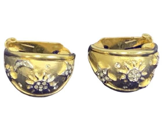 VINTAGE VERSACE-STYLE GOLD CLIP EARRINGS (1 of 2)