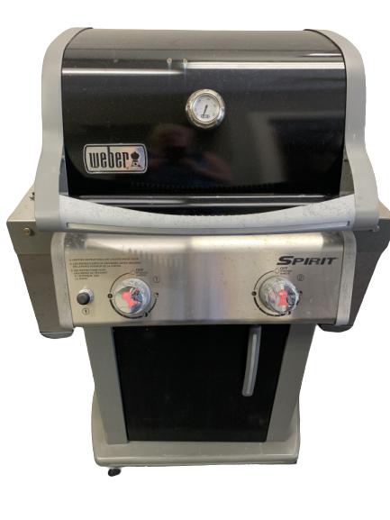 WEBER "SPIRIT" GAS GRILL (1 of 3)