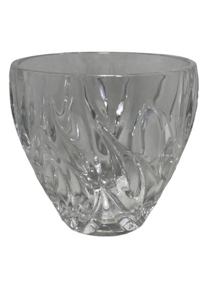 VINTAGE CRYSTAL CLEAR VASE 5.5" X 6": VINTAGE CRYSTAL CLEAR VASE - 5.5" X 6" - good vintage condition