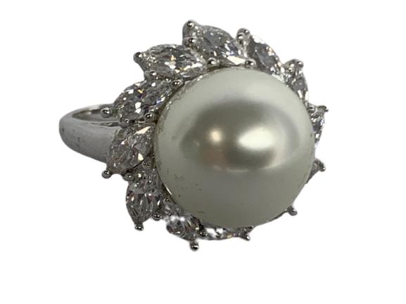 LOVELY STERLING AND CZ PEARL RING SZ 10: LOVELY STERLING AND CZ PEARL RING SZ 10 -9.5 G