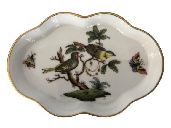 ANTIQUE HEREND HUNGARY ROSTHCHILD BIRD MINI TRAY: ANTIQUE HEREND HUNGARY ROSTHCHILD BIRD MINI TRAY -Mini Scalopped Porcelain Tray-6" long-Very Good Condition