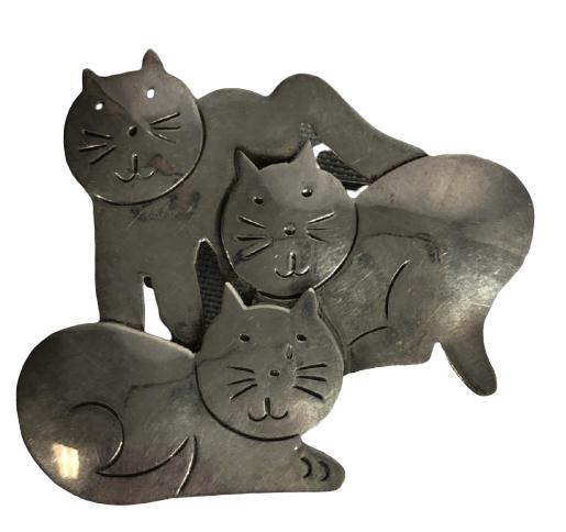 VINTAGE STERLING CAT PIN 2.5" x 2" (1 of 2)