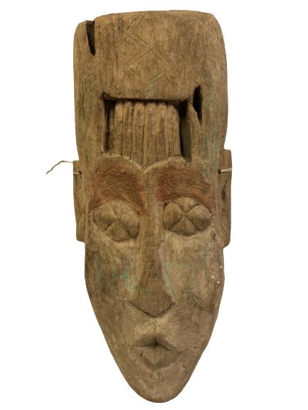 HAND CARVED INUIT NUNNALLEQ STYLE TRIBAL MASK 14": HAND CARVED INUIT NUNNALLEQ STYLE DRIFTWOOD ALASKAN TRIBAL MASK -14" X 5.5" -VERY GOOD CONDITION