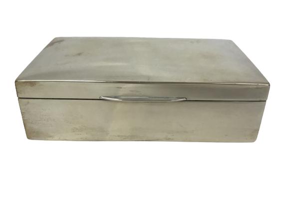 VINTAGE TIFFANY STYLE SILVER AND CEDAR BOX 6": VINTAGE TIFFANY STYLE SILVER AND CEDAR BOX 6" X 1.5" -21 OZ. -VERY GOOD CONDITION