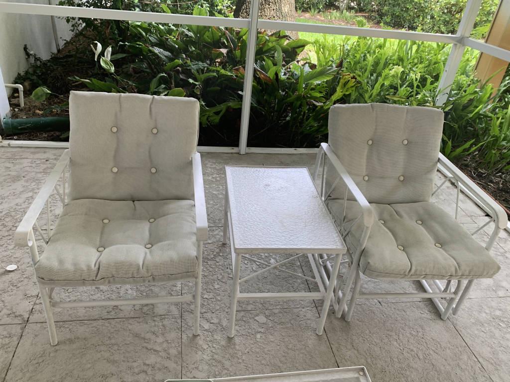 PAIR OF VINTAGE WHITE CUSHION PATIO CHAIRS (1 of 1)