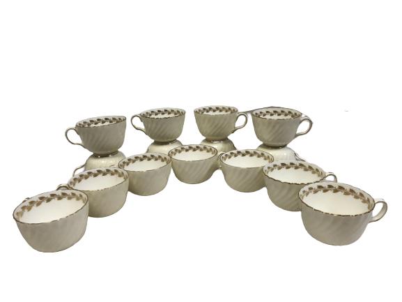 VINTAGE MINTON ENGLAND TEACUPS SET OF 15 (1 of 5)