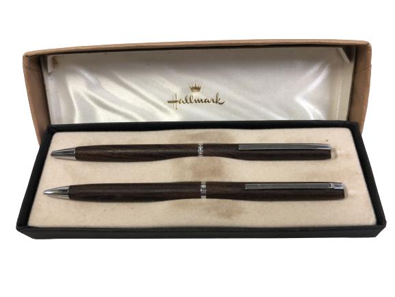 HALLMARK CORDIA WOODEN PEN & PENCIL SET IN BOX: HALLMARK CORDIA WOODEN PEN & PENCIL SET IN BOX