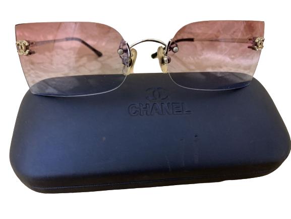 VINTAGE CHANEL LOGO SUNGLASSES WITH CASE (1 of 4)