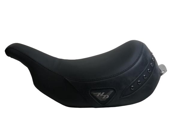HARLEY DAVIDSON MOTORCYCLE SEAT / SADDLE (1 of 5)