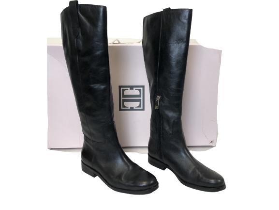 IVANKA TRUMP BLK LEATHER "ADDEE" RIDING BOOTS SZ 6: IVANKA TRUMP BLK LEATHER "ADDEE" RIDING BOOTS SZ 6 W/ BOX -VERY GOOD, GENTLY USED CONDITION