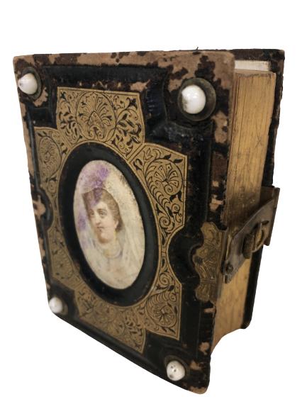 ANTIQUE CIVIL WAR ERA PHOTO BOOK W PHOTOS 1864 (1 of 20)