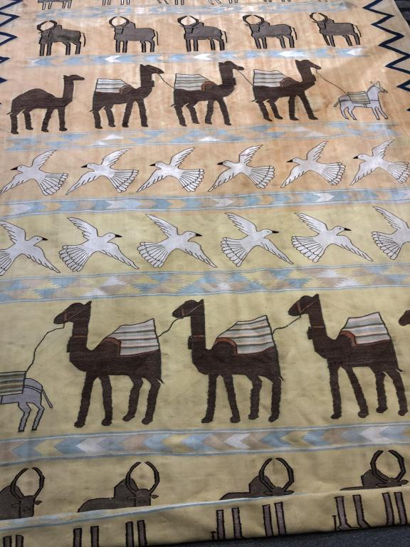 BEAUTIFUL HAND WOVEN PAKISTAN STYLE AREA RUG 13' (1 of 8)