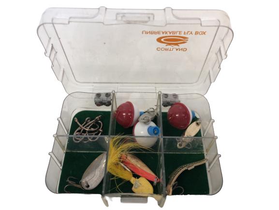 ASSORTED FLY FISHING LURES AND TACKLE (1 of 3)