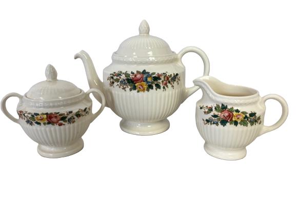 VTG WEDGEWOOD "CONWAY" TEA SET (1 of 13)