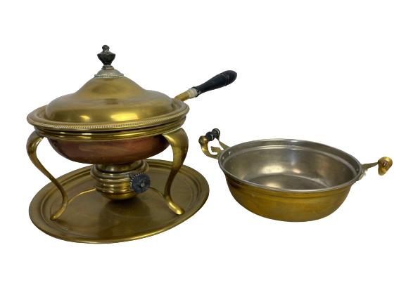 VTG BRASS/COPPER SKILLET & COVERED CHAFING DISH (1 of 6)
