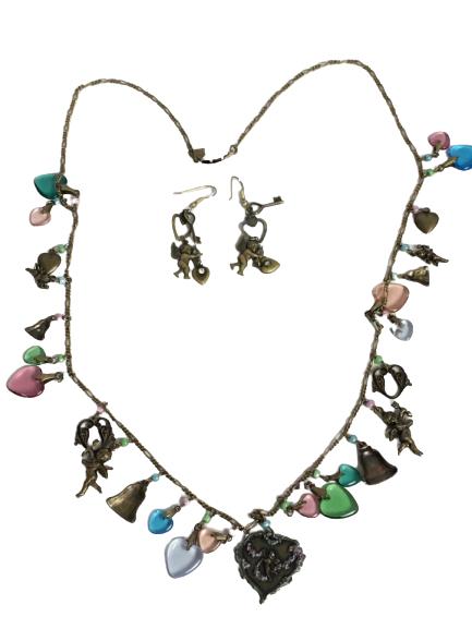 VINTAGE ANGEL & HEART CHARM NECKLACE & EARRINGS (1 of 6)