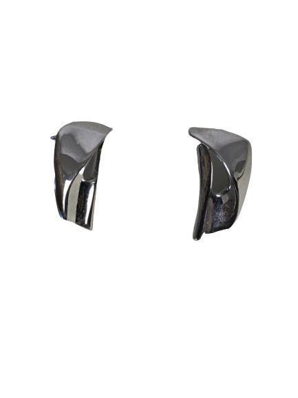 VINTAGE SILVER ABSTRACT PIERCED EARRINGS 1" (1 of 4)