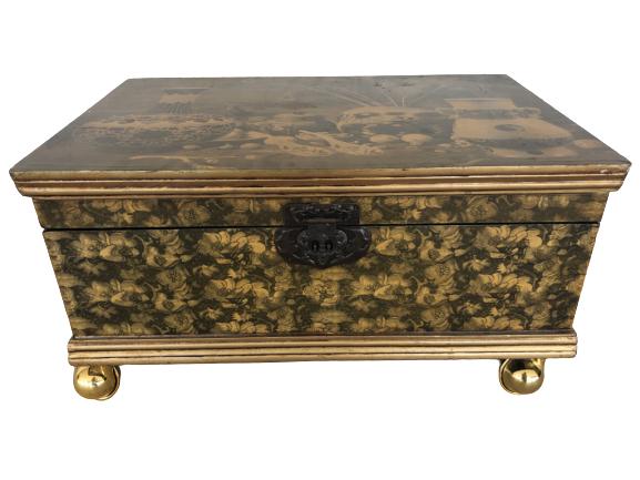 VTG GOLDEN WOODEN ROLLING DECORATIVE CHEST (1 of 5)