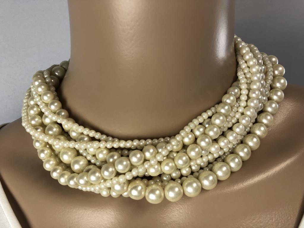 VINTAGE MULTI STRAND FAUX PEARL BEADED NECKLACE (1 of 2)