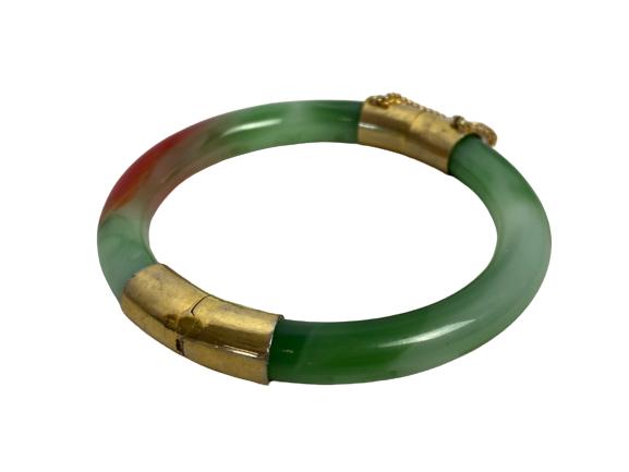 VINTAGE JADE & GOLD HINGED BANGLE 2.5" (1 of 4)