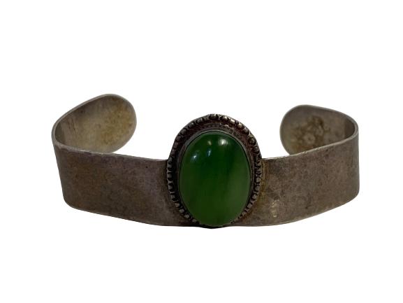VTG STERLING & GREEN TURQUOISE SIGNED OPEN BANGLE (1 of 5)