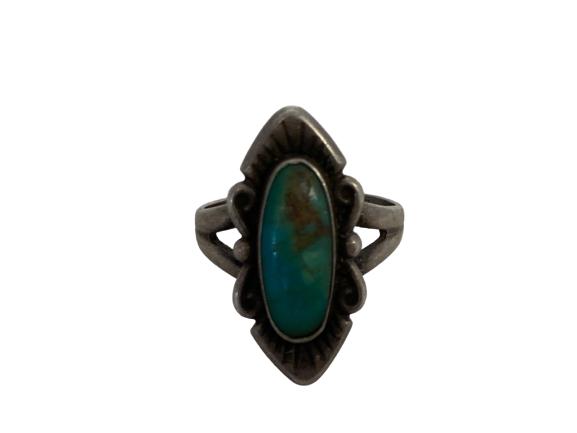 VINTAGE STERLING SILVER & TURQUOISE RING SIZE 6.5 (1 of 4)