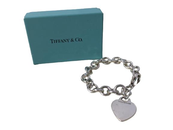 VTG TIFFANY & CO STERLING CHAIN BRACELET W/ HEART (1 of 6)
