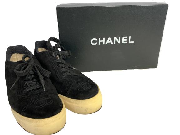 VTG CHANEL BLACK SUEDE SNEAKERS SIZE 37 (1 of 7)