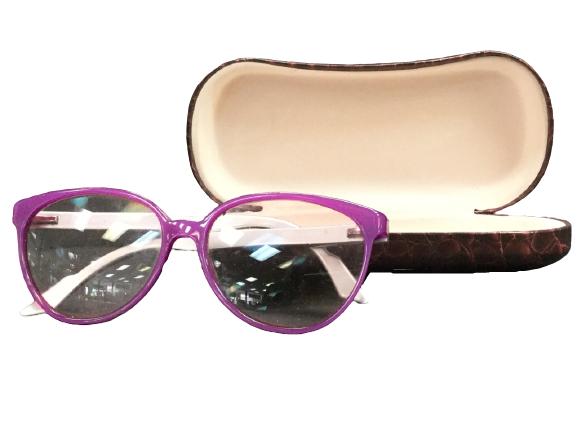 VTG GUCCI MAGENTA & WHITE FRAMES W CASE (1 of 8)