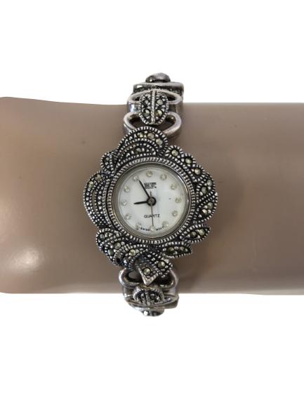 VINTAGE HF MARCASITE SWISS WATCH 7.75": VINTAGE HF MARCASITE SWISS WATCH 7.75" -7.75" WRIST SIZE -51.1 GRAMS -WORKING CONDITION UNKNOWN
