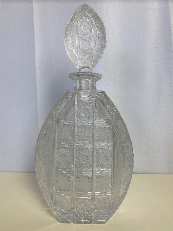 VINTAGE BOHEMIAN CUT GLASS DECANTER 12" (1 of 5)