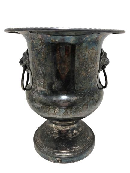 VTG SILVER BOARDMAN ICE BUCKET WITH GILDED LIONS (1 of 8)