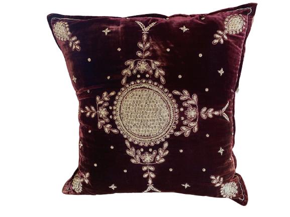 ELEGANT VELOUR AND BLING THROW PILLOW: ELEGANT VELOUR AND BLING THROW PILLOW -17 1/2 X 18