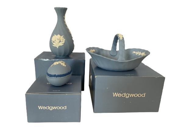VTG WEDGWOOD "JASPER" EGG/VASE/BASKET SET NIB (1 of 2)
