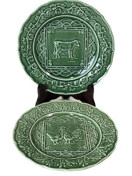 2 B. PINHEIRO MAJOLICA EMBOSSED GREEN PLATES 9" (1 of 5)