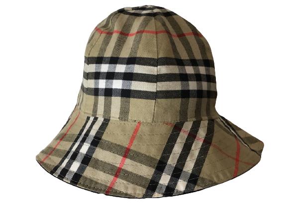VINTAGE BURBERRY PLAID REVERSIBLE BUCKET HAT (1 of 2)