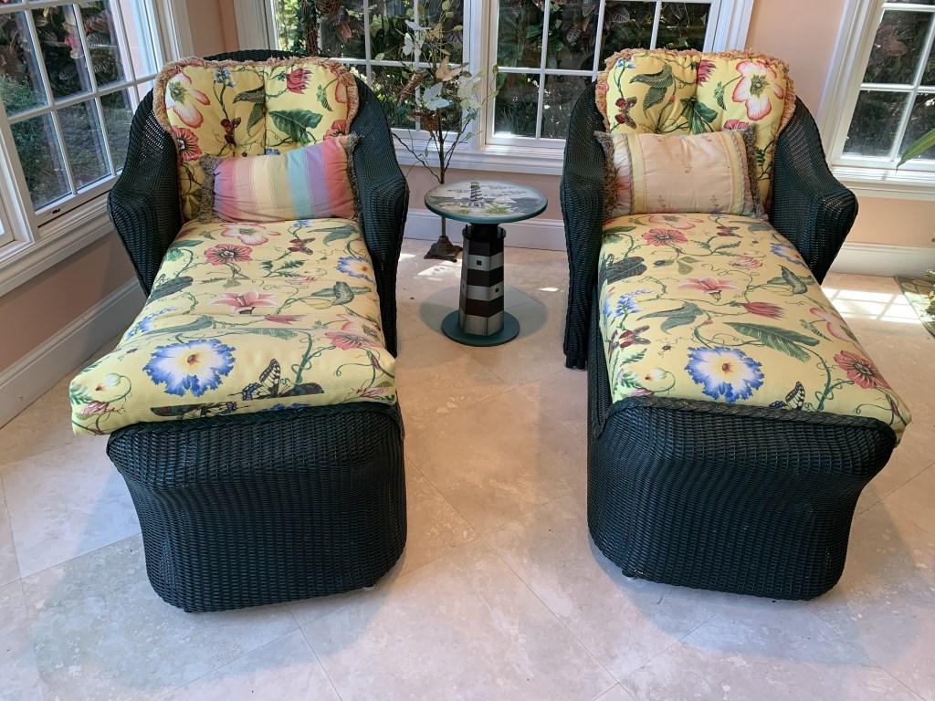 VINTAGE GREEN WICKER CHAISES W/ DESIGNER CUSHIONS: VINTAGE GREEN WICKER CHAISES W/ DESIGNER CUSHIONS 33"H X 70"L - MUST BE PICKED UP BY APPOINTMENT IN BOCA