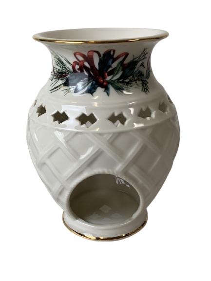 VTG LENOX WINTER GREETINGS WAX TART BURNER 6": VTG LENOX WINTER GREETINGS WAX TART BURNER 6" -VERY GOOD VINTAGE CONDITION
