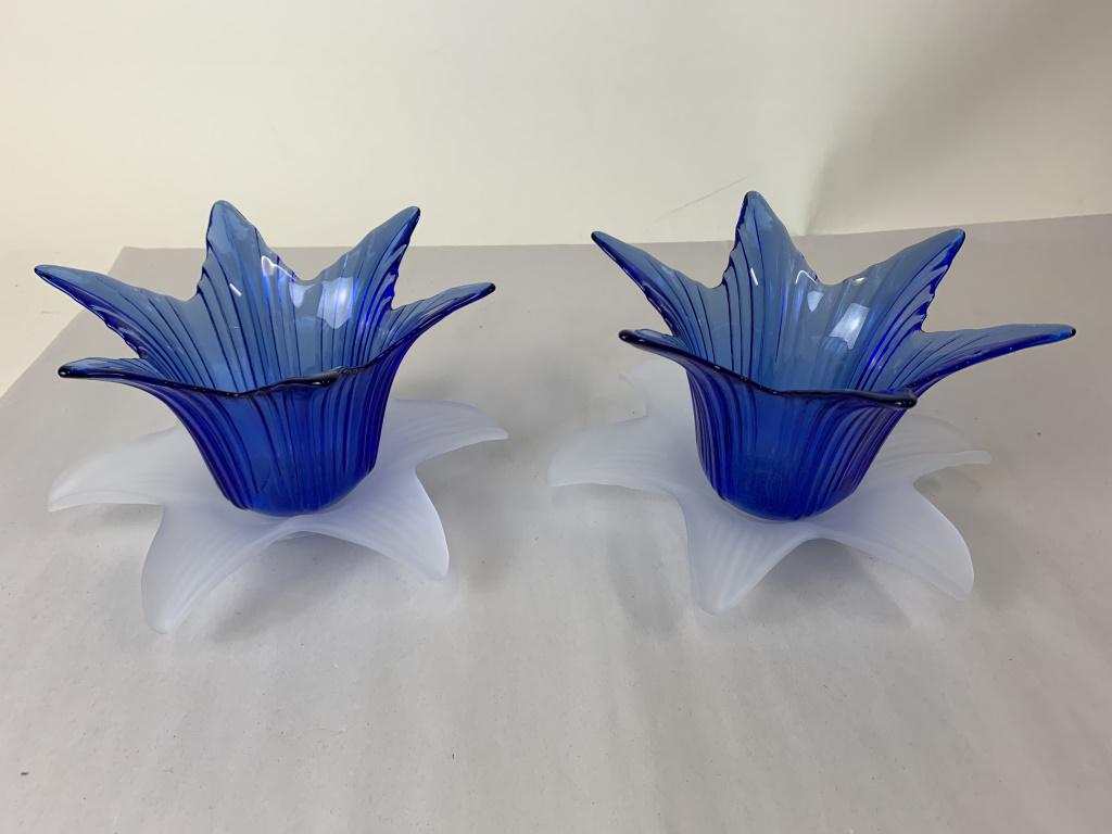 VTG BLUE/FROSTED GLASS LEAF CANDY/NUT DISHES LOT 2 (1 of 5)