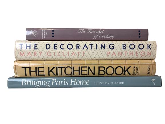 LOT OF 4 VINTAGE  HOME DECORATING/ COOK BOOKS (1 of 6)