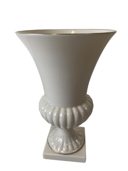 VINTAGE LENOX PORCELAIN VASE 9": VINTAGE LENOX PORCELAIN VASE 9"